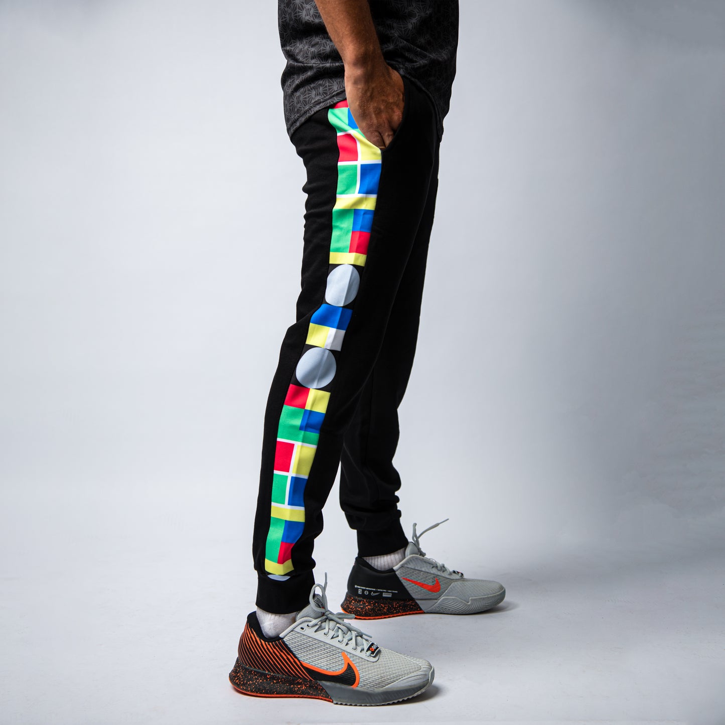 AVANCHI PADEL TEAM HALF-ZIPPED SWEATSHIRT & PANT SET